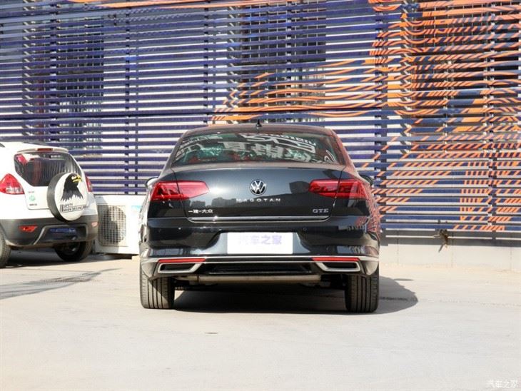 FAW - Volkswagen / Magotan GTE/2022 Luxury Model